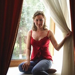 Ася, Санкт-Петербург