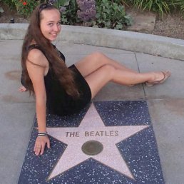 Порно трахает крутой балапан